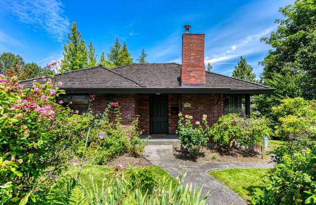 Laurelhurst Home - 5002 Northeast 52nd Street, Seattle, WA 98105