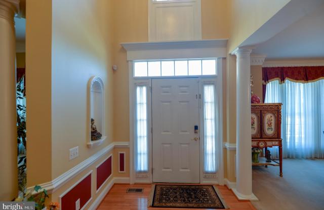 8760 BITTERROOT COURT Gallery 4