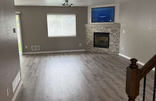 7416 Falconer View Gallery 4