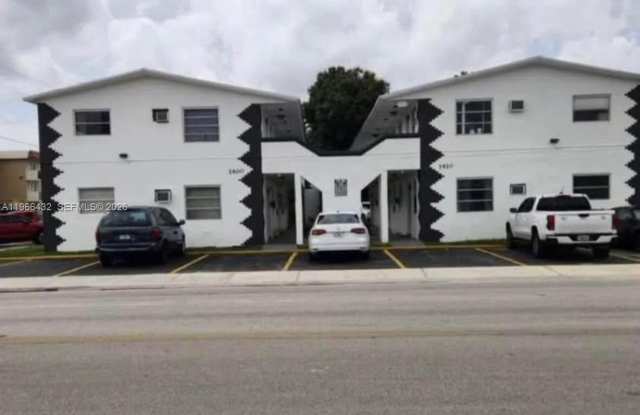 1400 W 29th St photos photos