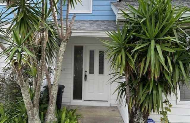 Beautiful condo close to the beach!!! This 2 Bed 1.5 bath is located in the Deerfield Lakes Community! Gallery 1