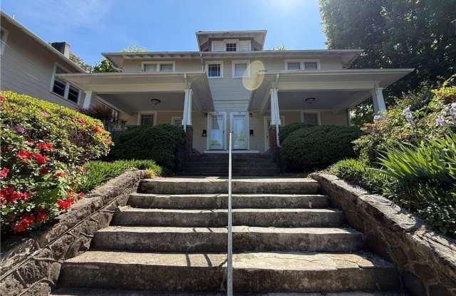 168 West End Boulevard photos photos