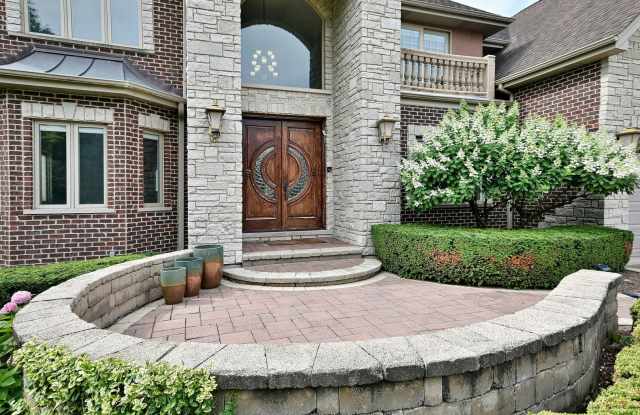 312 Felicia Court Gallery 4