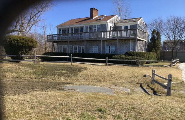 20 Cliff Road - 20 Cliff Road, Barnstable County, MA 02652
