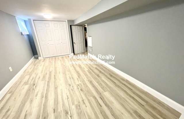 2319 Centre St. photos photos