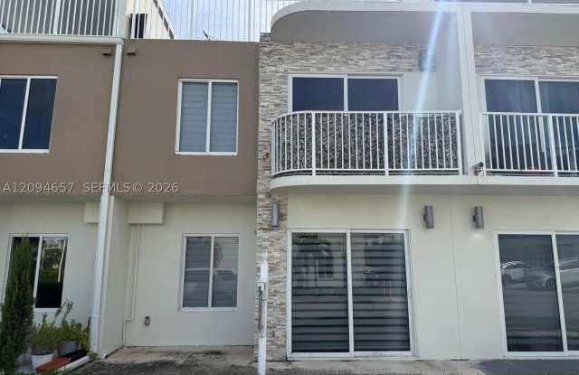13966 SW 258th Way Gallery 1