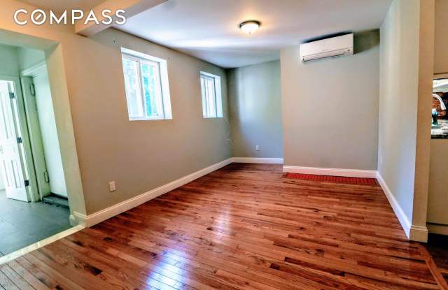 160 Bainbridge Street Gallery 2
