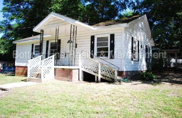1215 West Walnut Avenue - 1215 West Walnut Avenue, Gastonia, NC 28052