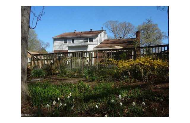 79 Knollwood Drive Gallery 2