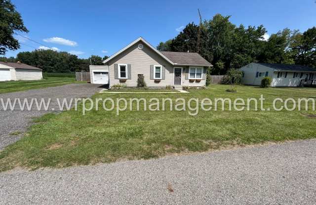 4 bed 1 bath home in Temperance! Gallery 1