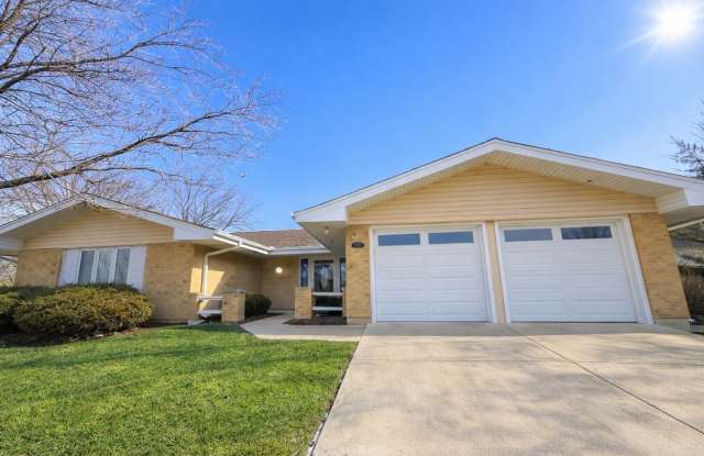 810 W Lakeside Plaza photos photos 810 W Lakeside Plaza photos photos