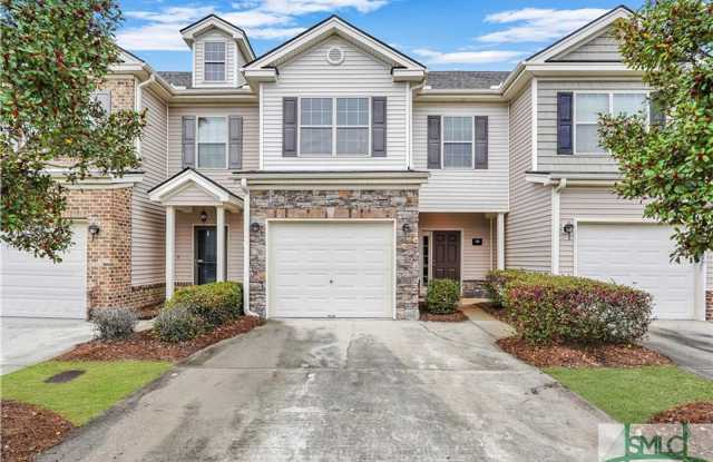 Townhome in LIVE OAK!!! - 650 Canyon Oak Loop, Richmond Hill, GA 31324