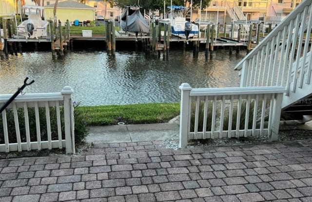 4784 BEACH DRIVE SE - 4784 Beach Drive Southeast, St. Petersburg, FL 33705