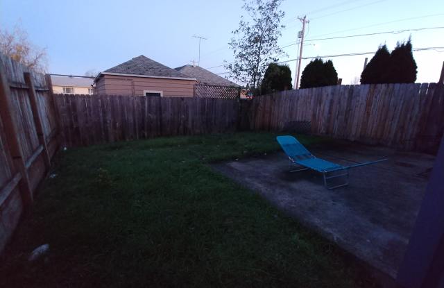 1610 Gem Pl Ne photos photos