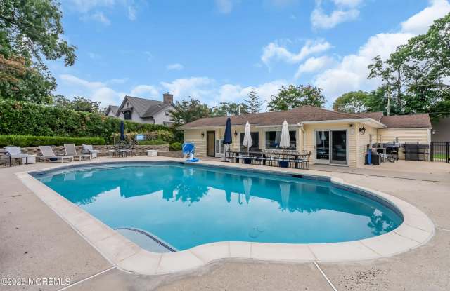 455 W Lincoln Avenue photos photos