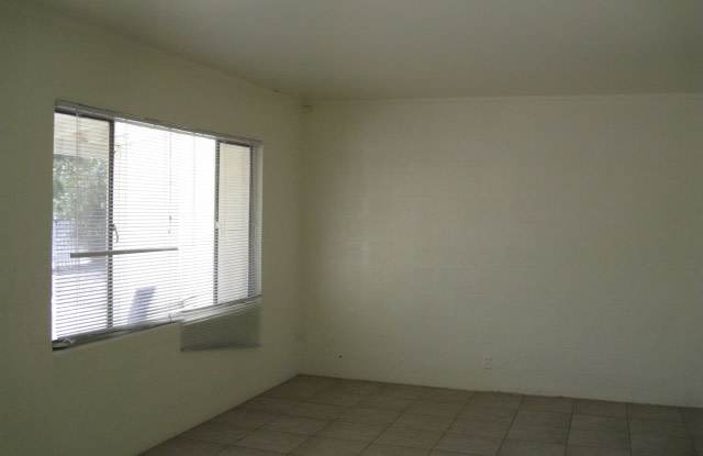 4200 Evergreen, Gallery 2