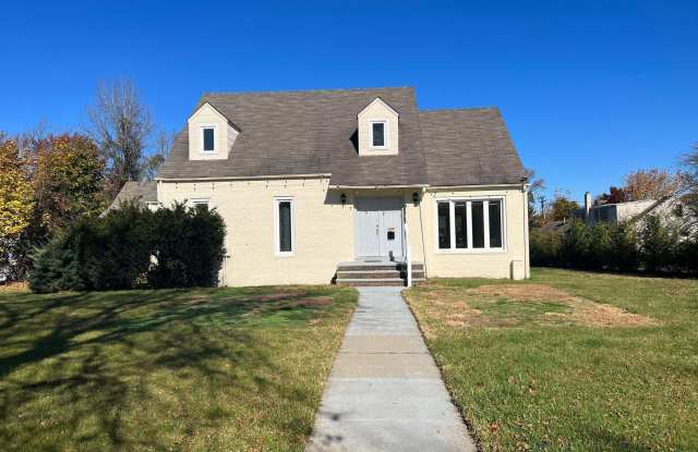 77 Parker Avenue photos photos