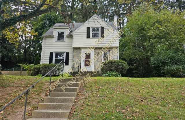 3BR Cape Cod in York Suburban Schools photos photos