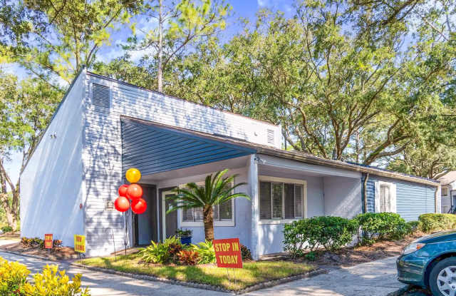 Avenue 1601 photos photos