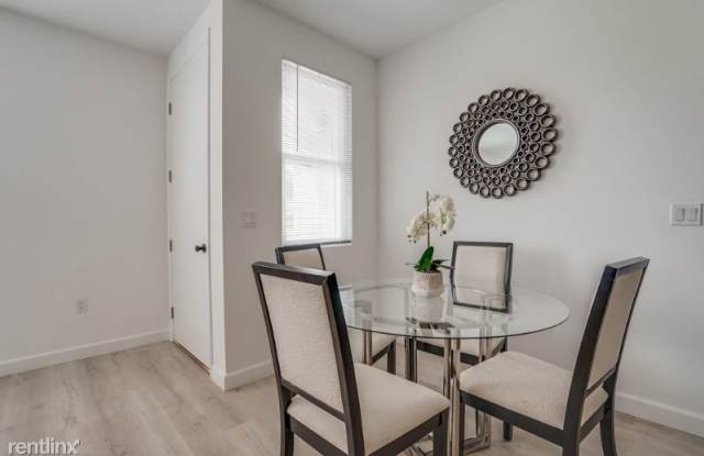 125 E Spruce Gallery 4