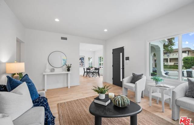 3626 E 1st St photos photos