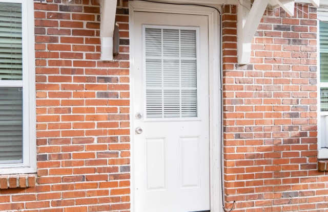 513 N MONROE STREET - 513 North Monroe Street, Tallahassee, FL 32301