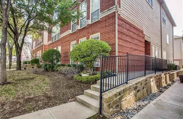 1007 W Bluff Street Gallery 2