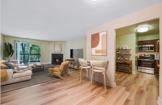 Poplar Glen photos photos