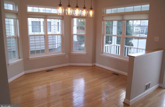 8589 LIGHT MOON WAY Gallery 2