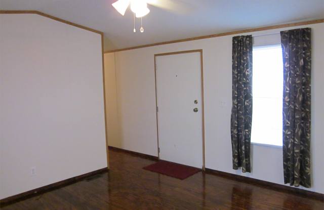 20451 Veronica Lane Gallery 3