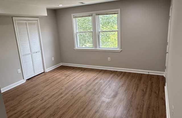 403 Newcomb Street Southeast photos photos