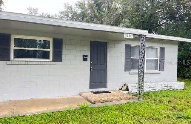 1901 N KEPLER Road Gallery 1