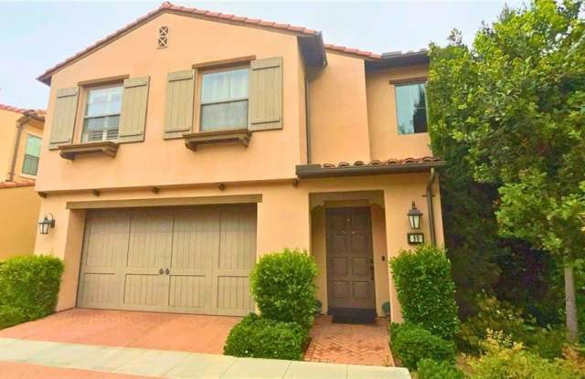 80 Plum Feather - 80 Plum Feather, Irvine, CA 92620