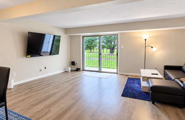 14516 Golden Oak Rd Gallery 2