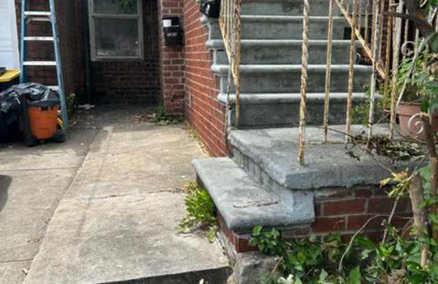 2076 E 67th St photos photos