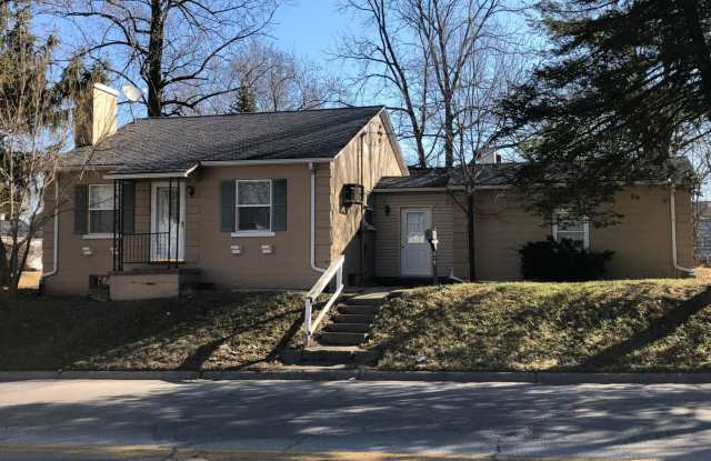 Three Bedroom Close To Downtown! photos photos Three Bedroom Close To Downtown! photos photos