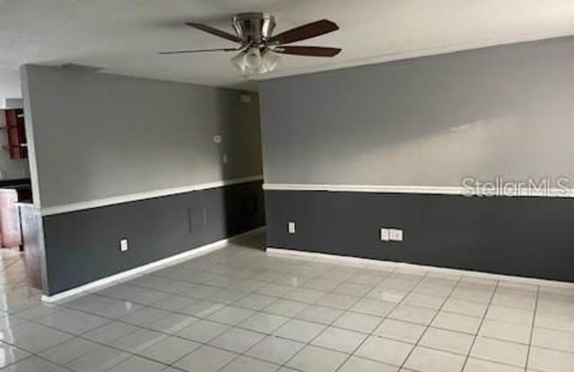 2322 MEADOW COURT Gallery 4