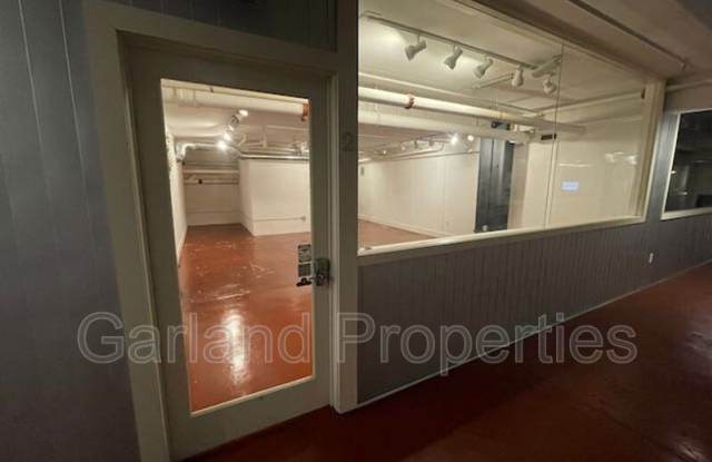 110 Campbell Ave Gallery 2