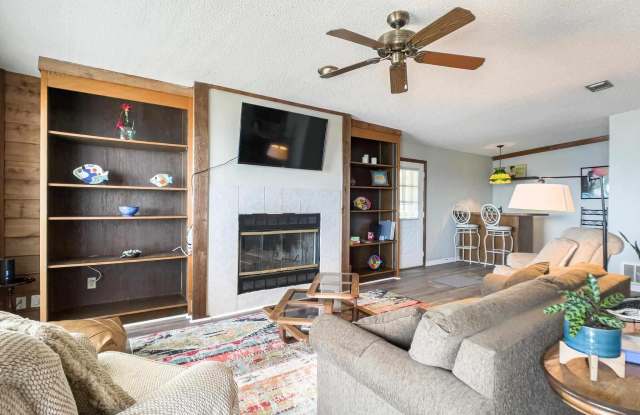 4857 Soundside Dr Gallery 2