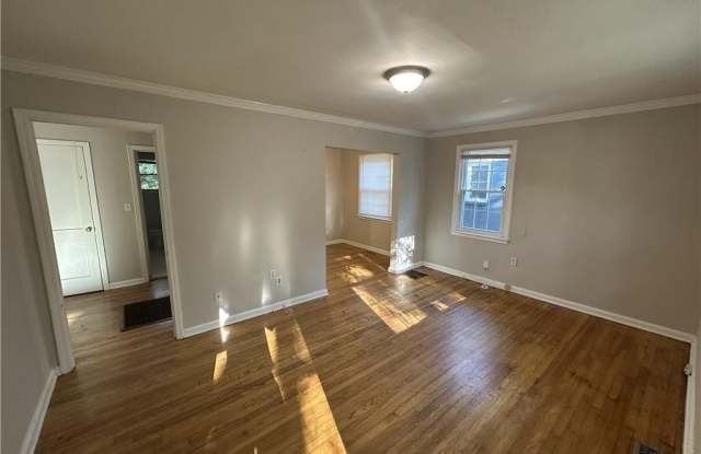 691 Daniel Avenue Gallery 2