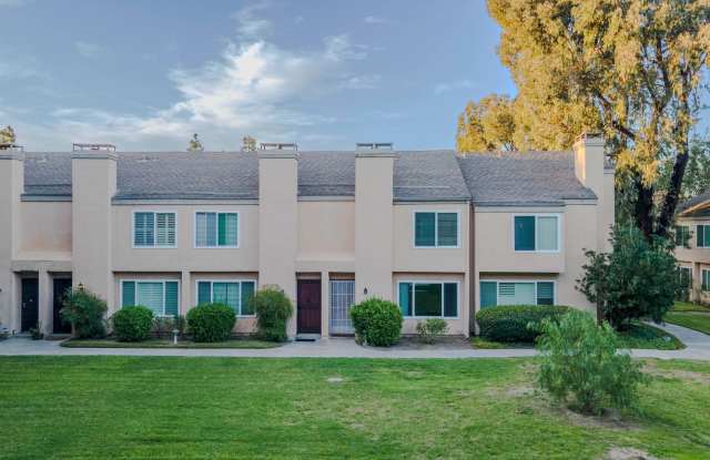 101 W Riverdale photos photos