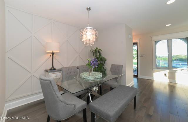 41 Tower Hill Drive Gallery 4