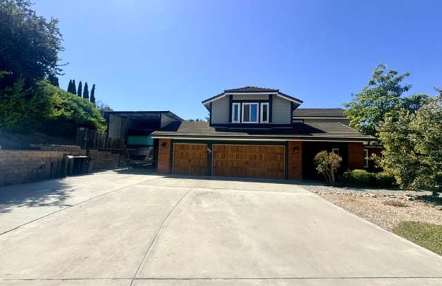 Gorgeous Bonita  home with a pool photos photos