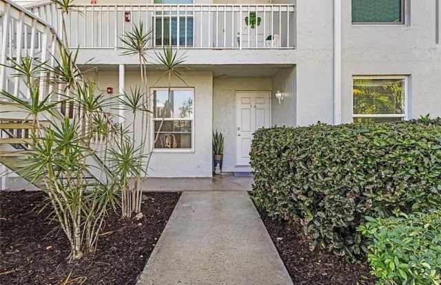 7069 Quail Run Court E unit: 7 photos photos