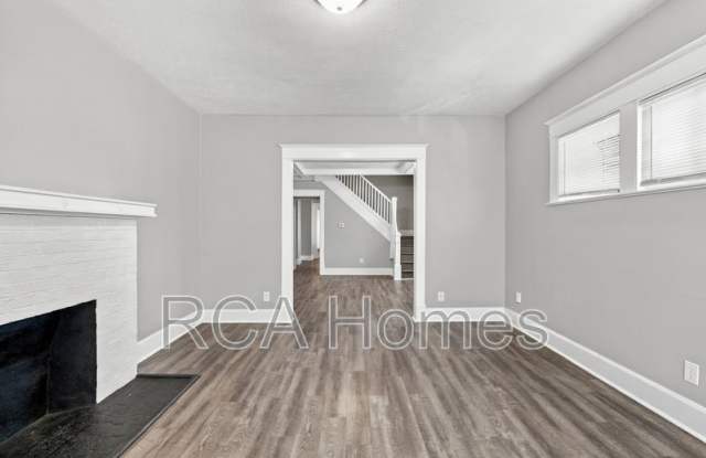 308 North Walcott Street Gallery 2