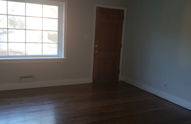 5403 Old Richmond Ave Gallery 4