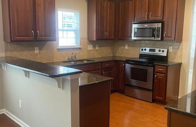 13606 Delstone Drive Gallery 4