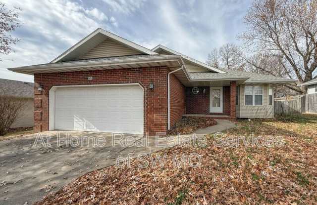 421 S Devonshire St - 421 Devonshire Street, Nixa, MO 65714