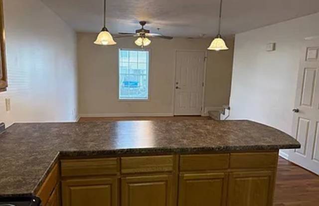 1002 Harbour Dr Gallery 3
