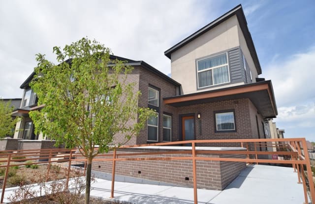 10125 Belvedere Loop - 10125 Belvedere, Lone Tree, CO 80124